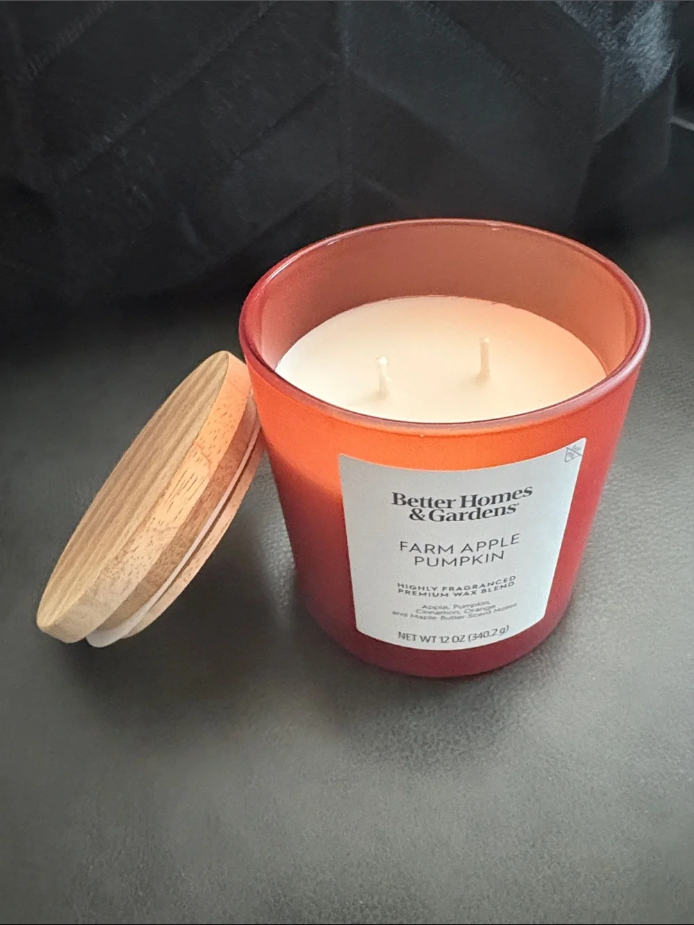 Better Homes And Gardens Red Farm Apple Pumpkin Scented Candle with Wood Lid